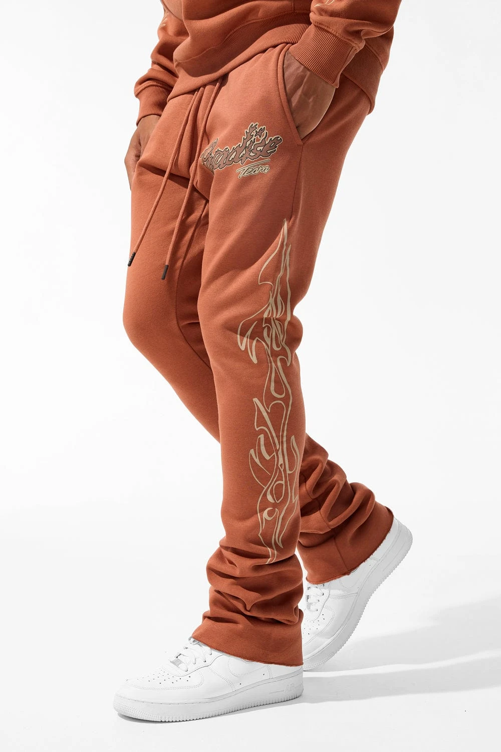Paradise Tour Stacked Sweatpants - Image 17
